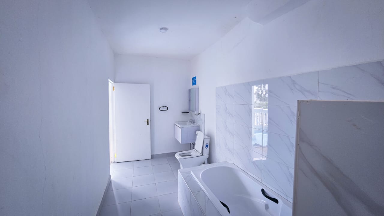 Executive Lake Front King Room